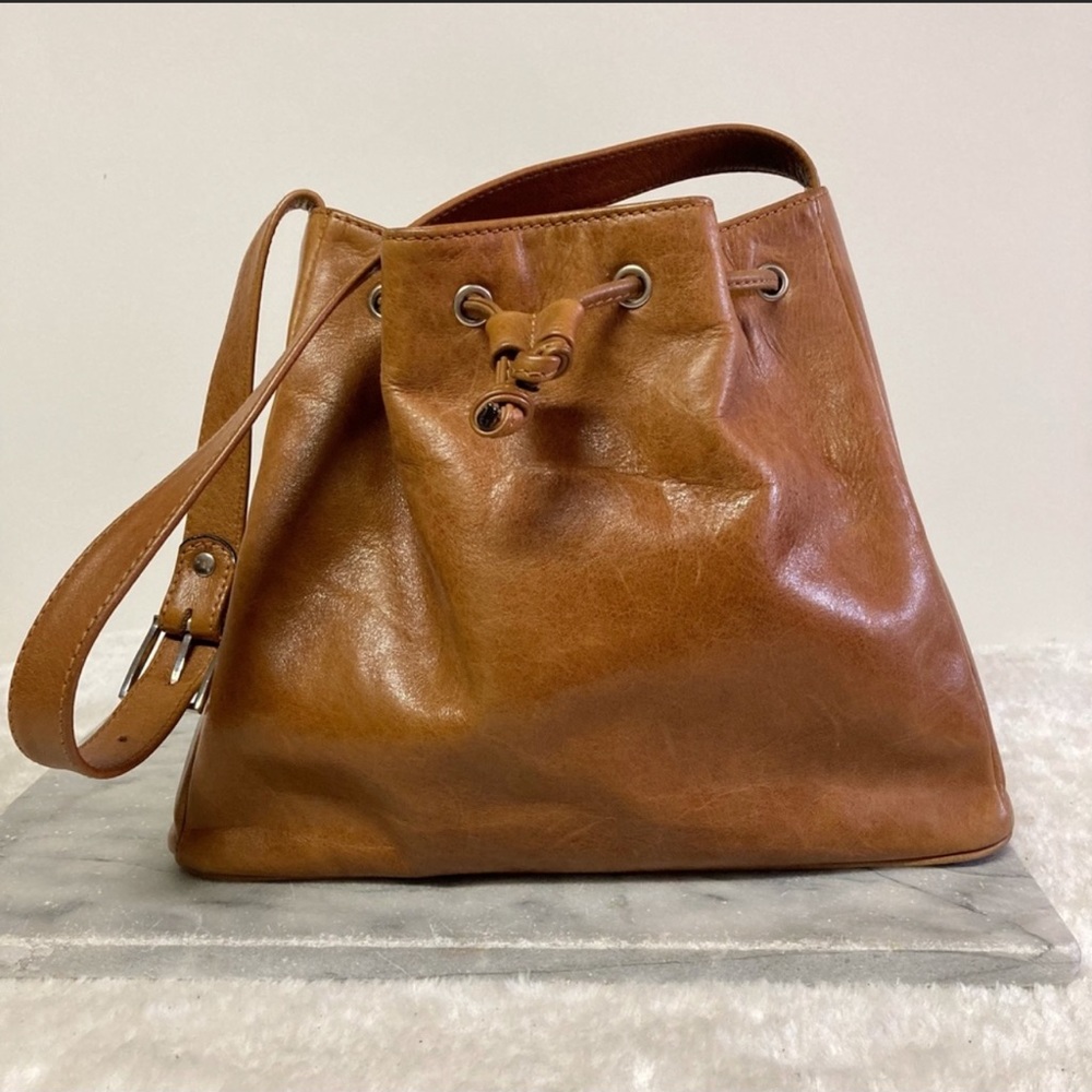 Vntg 90s Holt Renfrew Leather Bucket Bag Drawstring Tan Brown Slouchy